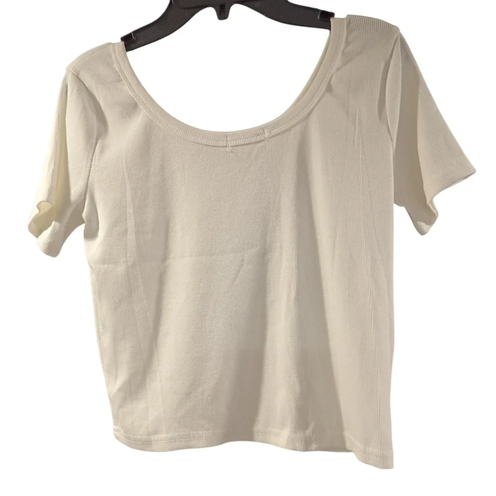White Car Crop Top Women's S/M Short Sleeve Scoop Neck Graphic Print Stretch Tee - Picture 3 of 5